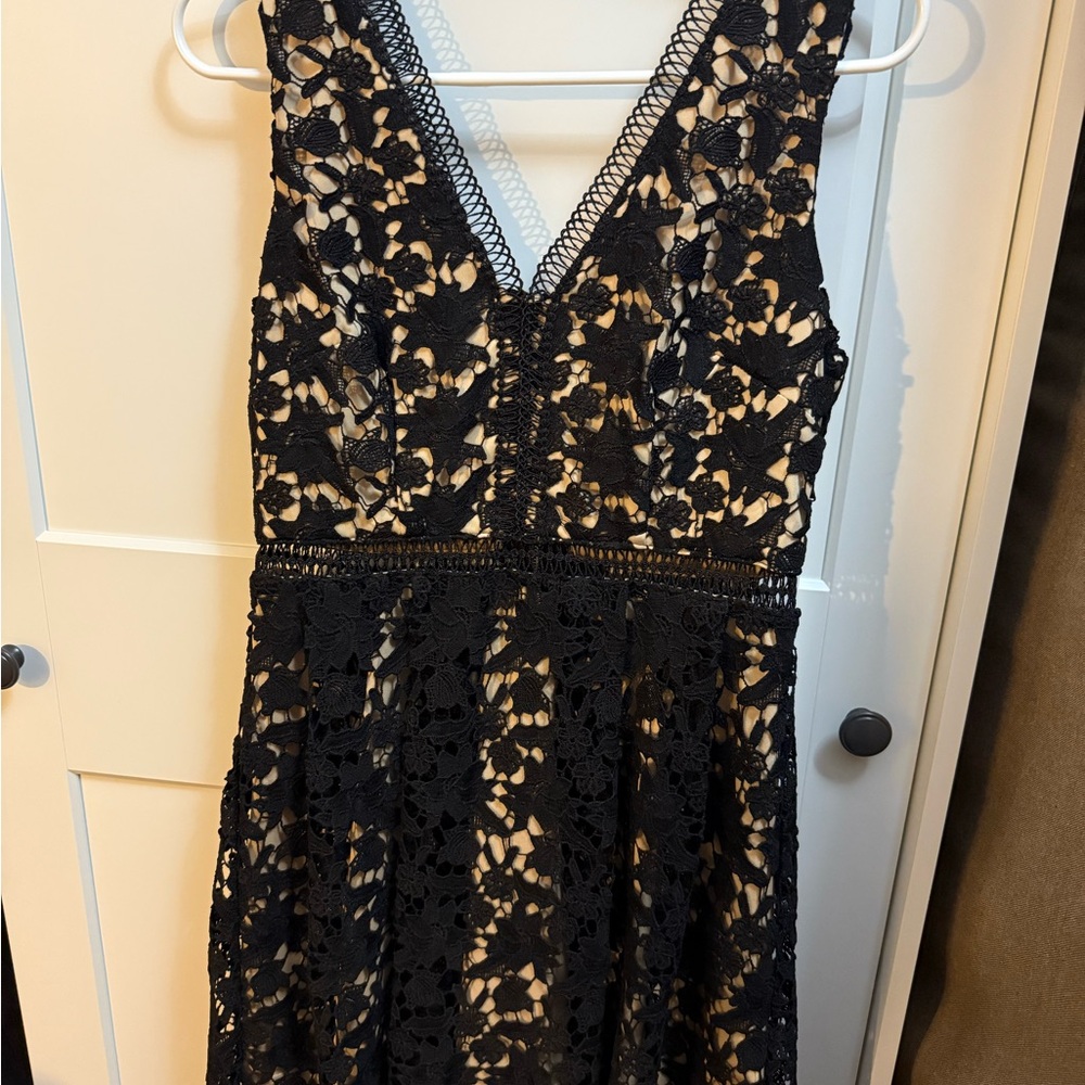 Francesca's Collections Black and Tan Fit and Flare Cocktail Dress